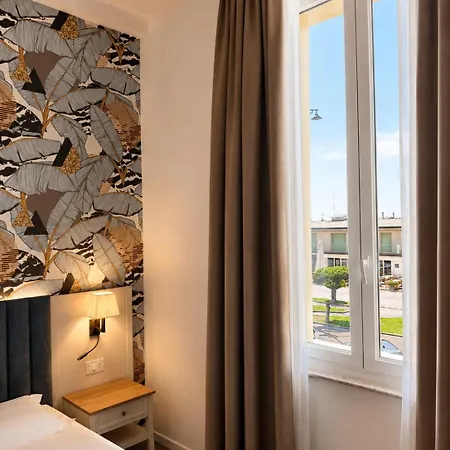 Hotel Pfa - Viareggio
